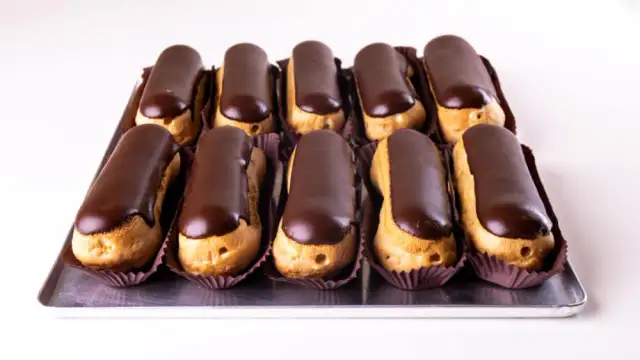 Ciastko jak suwak - odkryj tajemnice eklerów i ich znaczenie