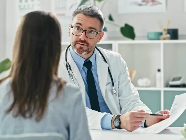 Czy lekarz rodzinny może wystawić skierowanie na biopsję i jak to zrobić?