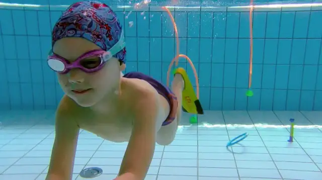 Ile kosztuje nauka pływania na basenie? Sprawdź ceny i oferty