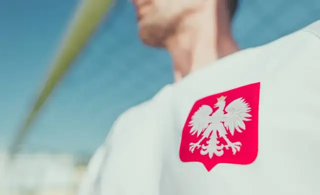 Jan Bednarek zarobki – ile naprawdę zarabia polski obrońca?