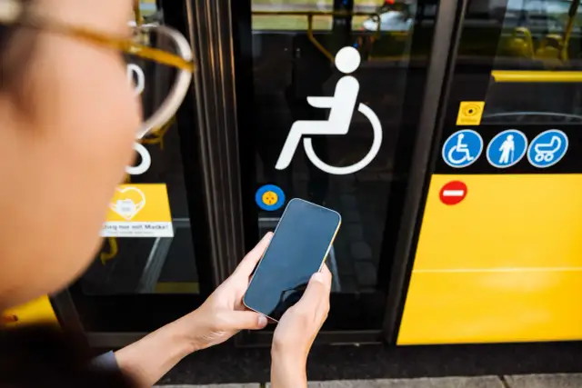 Legitymacja osoby niepełnosprawnej: Rozszyfruj kody i zyskaj ulgi