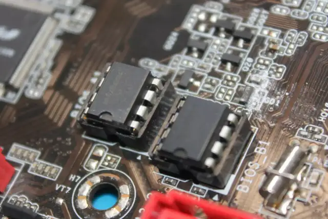 Jak włączyć BIOS w Windows 10 i uniknąć problemów z konfiguracją