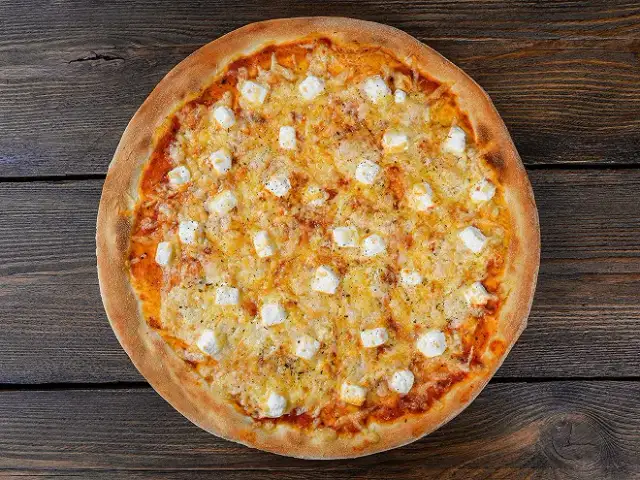 Pizza 3 fromages parfaite : le guide ultime pour un délice fondant