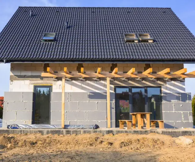 Jak zaprojektować elewację domu – uniknij kosztownych błędów w stylu