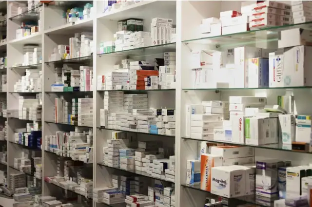 Jakie leki na wakacje do Turcji? Przygotuj się na zdrowe podróże