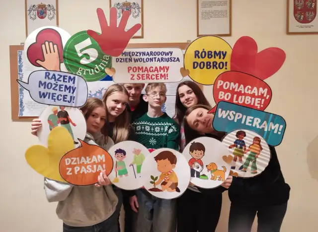 Projekt o wężach: Model, wiedza i ocena celująca krok po kroku