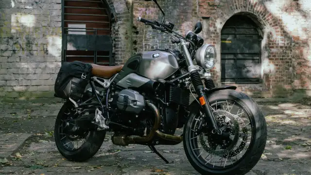 BMW R nineT Scrambler – wyjątkowe cechy i dostępność motocykla