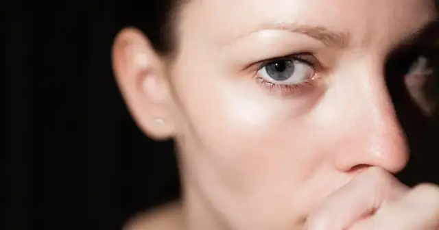 Czy sedam jest dobry na nerwicę? Odkryj skutki i opinie pacjentów