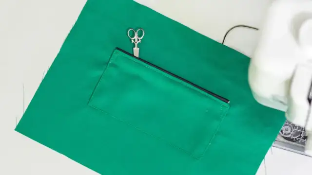 Jak uszyć kieszeń nakładaną? Prosty poradnik krok po kroku