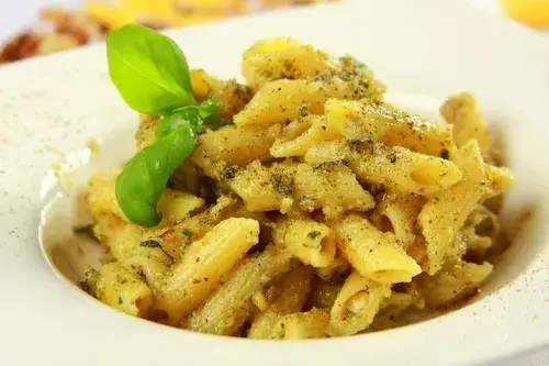 Szybki przepis na penne z serem, który zachwyci każdego smakosza