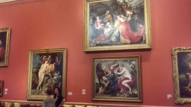 Muzeum sztuki w Sankt Petersburgu: odkryj najważniejsze kolekcje