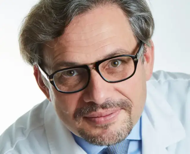 Gdzie przyjmuje Jerzy Kotowicz? Sprawdź lokalizacje wizyt w Warszawie