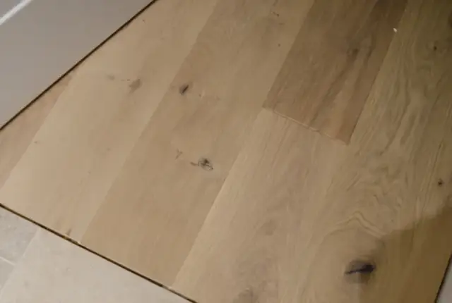 Najlepsza podłoga do mieszkania w bloku: unikaj błędów przy wyborze