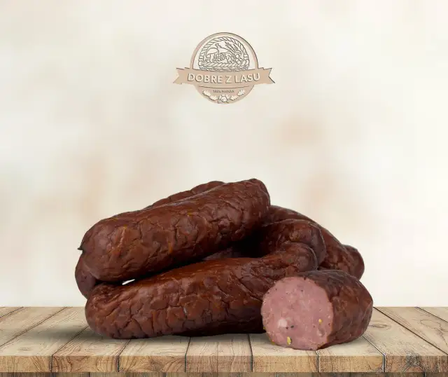 Kiełbasa z sarny: Przyprawy i przepis. Odkryj smak dziczyzny!