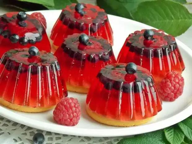 Jak wyjąć galaretkę z foremki bez uszkodzeń - sprawdzone sposoby