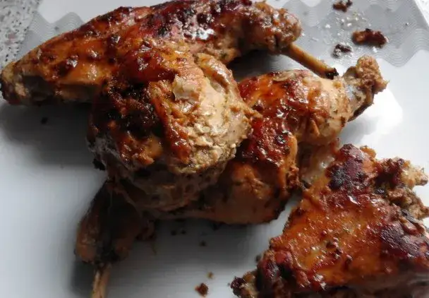 Jakie przyprawy do królika duszonego, aby wydobyć jego smak?