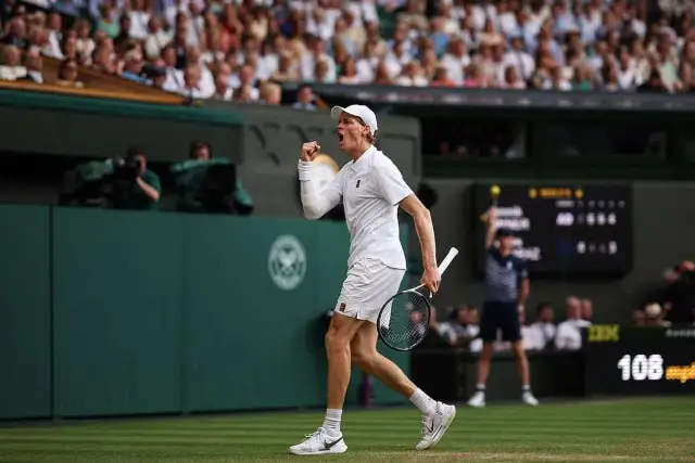 Jak oglądać Wimbledon i nie przegapić emocjonujących meczów