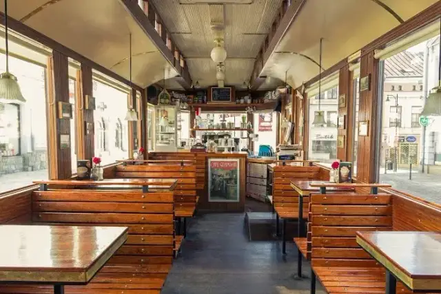 Tarnów gdzie zjeść: najlepsze miejsca na pyszne jedzenie i atmosferę