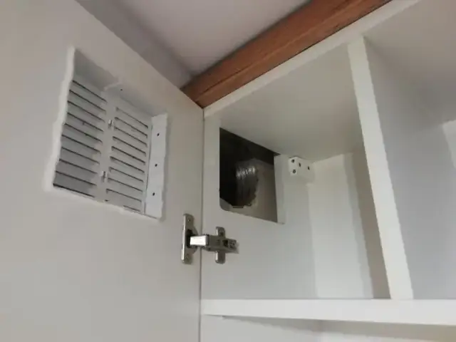 Czy można podłączyć okap do kratki wentylacyjnej w bloku? Sprawdź przepisy