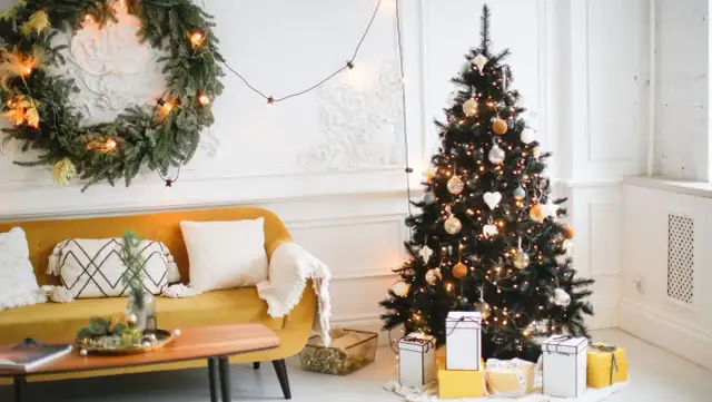 Modne choinki: najnowsze trendy w kolorach i dekoracjach