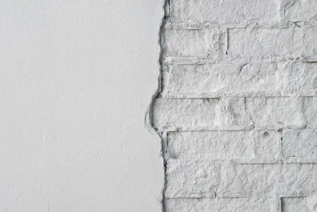 Tynk czy płyta - co wybrać, aby uniknąć kosztownych błędów?