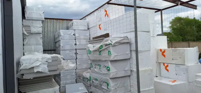 Styropian grafitowy 15 czy biały 20 - co wybrać dla lepszej izolacji?