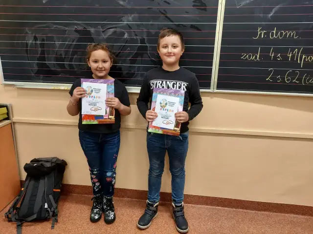 Różaniec z makaronu: Łatwy poradnik DIY dla dzieci i dorosłych