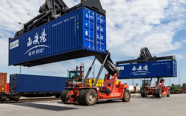 PKP Cargo: Kryzys, cięcia, intermodal. Jaka przyszłość czeka firmę?