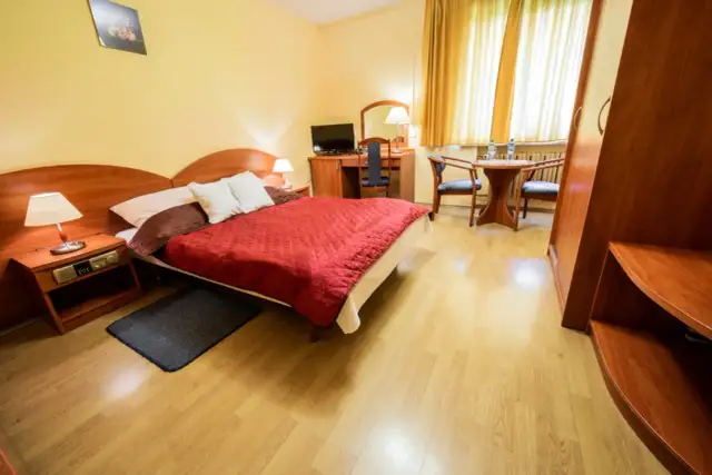 Ile kosztuje nocleg w Warszawie? Ceny, które Cię zaskoczą