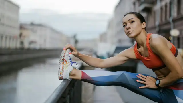 Jak często się rozciągać, aby uniknąć bólu i poprawić elastyczność?