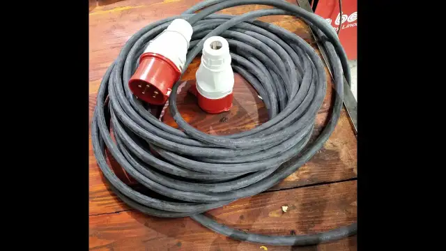 Jak zmienić obroty silnika 3 fazowego i uniknąć kosztownych błędów