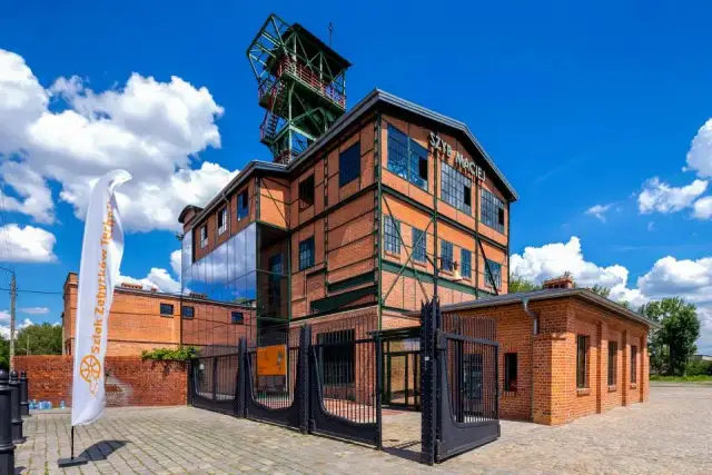 Najlepsze atrakcje w Żabiej Woli, które musisz zobaczyć!