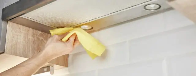 5 sprawdzonych sposobów jak wyczyścić okap z tłuszczu: skuteczne metody