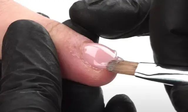 Czy na obgryzionych paznokciach można zrobić żele i jak to zrobić?