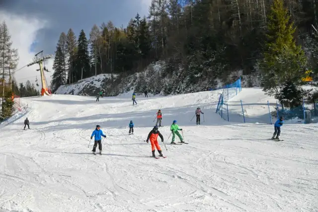 Narty Zakopane luty 2026: Które stoki otwarte? Warunki i ceny