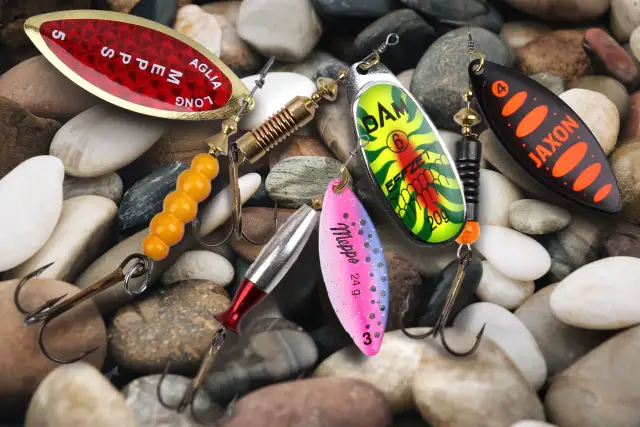 Tajemnice przynęt na troć: Jak skutecznie łowić w rzekach i morzu