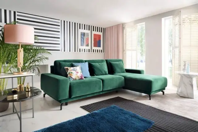 Jakie kolory ścian do zielonej kanapy sprawią, że pokój ożyje?