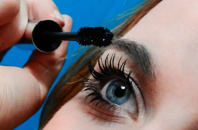 Jaki tusz do rzęs wybrać? Poradnik eksperta dla efektu WOW!
