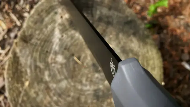 Co to jest maczeta? Poznaj jej zastosowania i ciekawe fakty