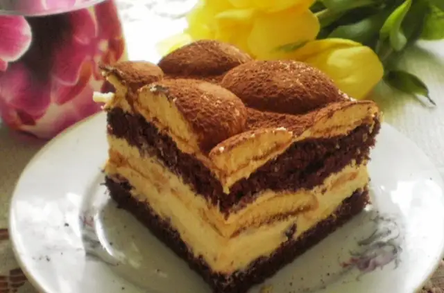 Pyszny przepis na ciasto latte macchiato, które zachwyci gości