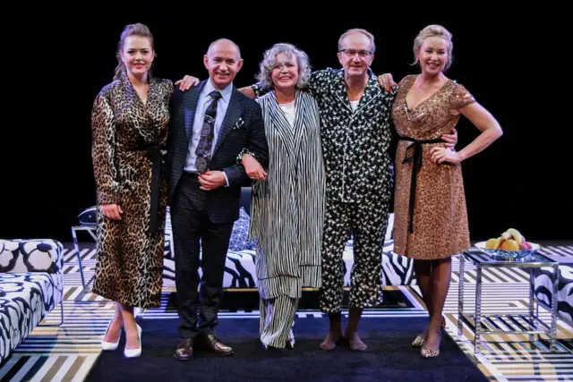 Obsada spektaklu pomoc domowa – kto występuje w tej farsie?