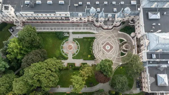 Pałac Poznańskiego - godziny otwarcia i zasady zwiedzania muzeum w Łodzi