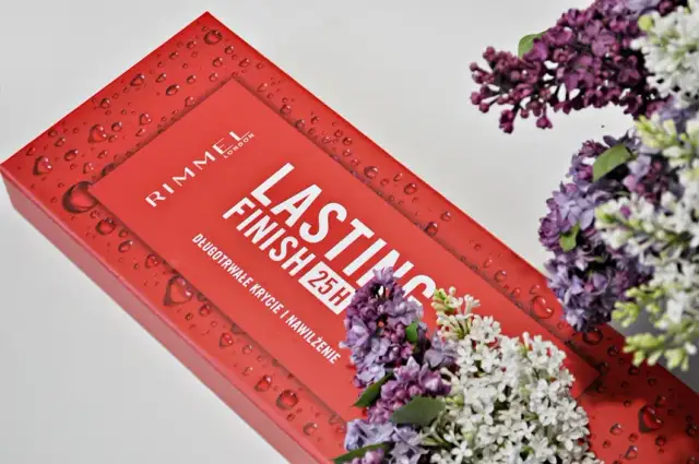 Rimmel Lasting Finish - idealny podkład do każdego typu cery