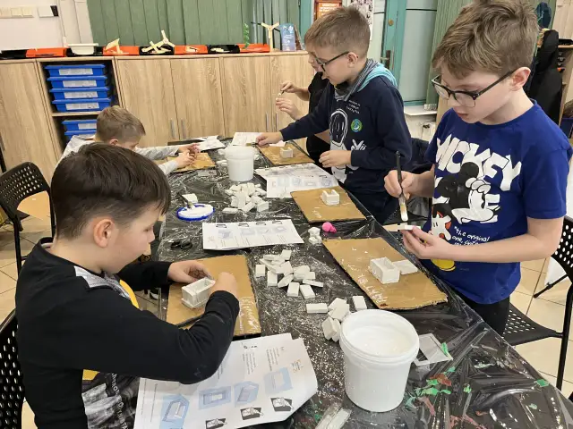 Zajęcia z majsterkowania dla dzieci - rozwijaj kreatywność i umiejętności