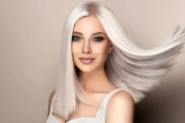 Jaka henna dla blondynek? Odkryj idealne odcienie dla Twoich włosów