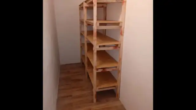 Jak zrobić regał - proste kroki, które ułatwią budowę i oszczędzą czas