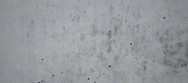 Beton szczotkowany - koszty, zalety, wady. Czy warto wybrać?