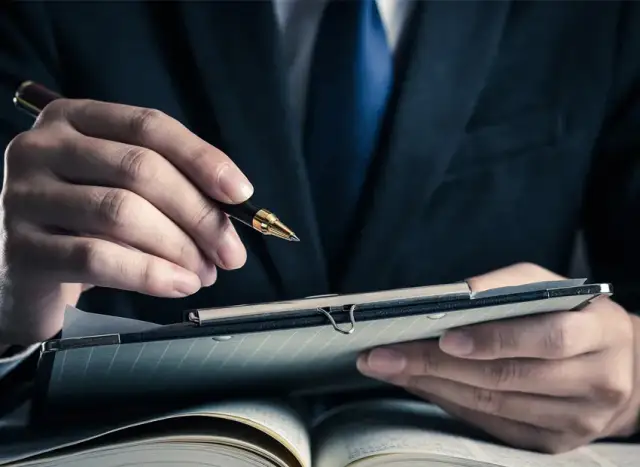 Ile kosztuje porada prawna w Płocku? Sprawdź ceny i opcje.