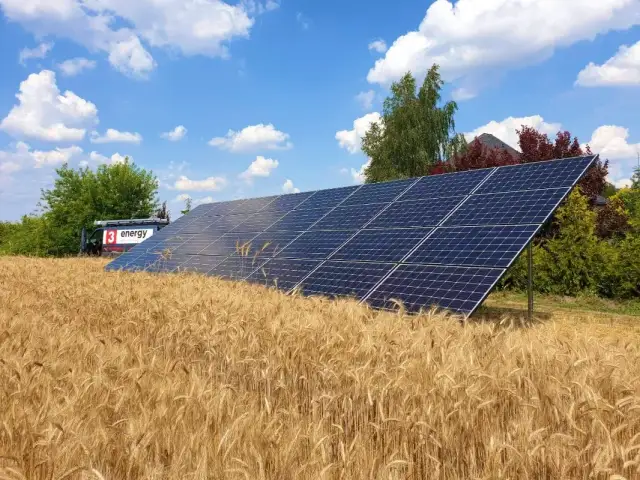 Jak inwestować w fotowoltaikę i unikać najczęstszych pułapek finansowych