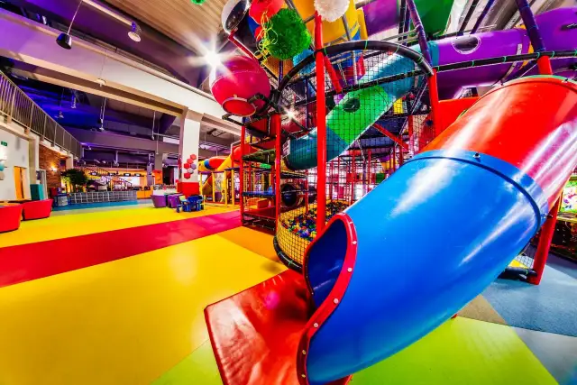 Najlepsze atrakcje rozrywki w Warszawie, które musisz poznać